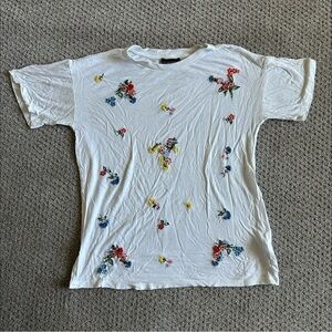 Topshop Embroidered Floral Tee – White with Multi-Color Stitching